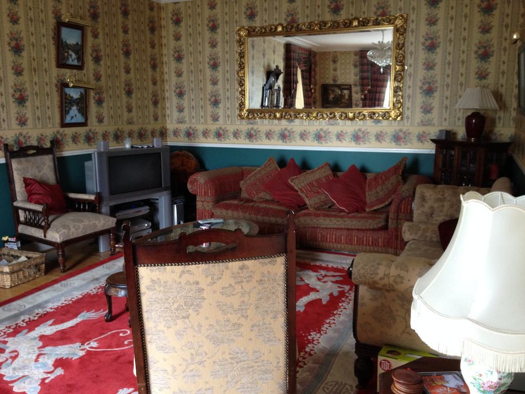 Bed and Breakfast Admiralty House Мовилл Экстерьер фото